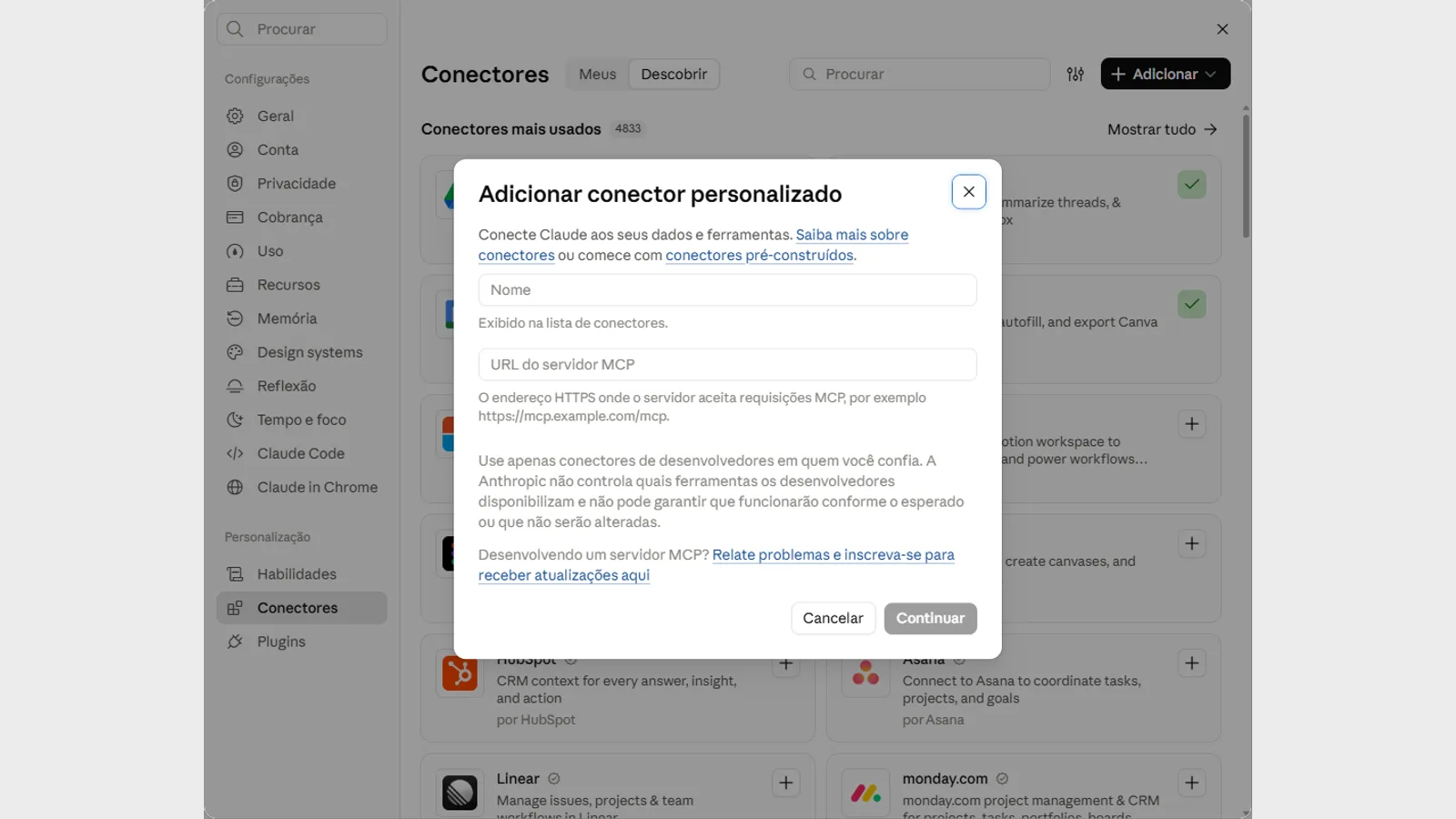 Janela do Claude para adicionar um conector personalizado, com os campos Nome e URL do servidor